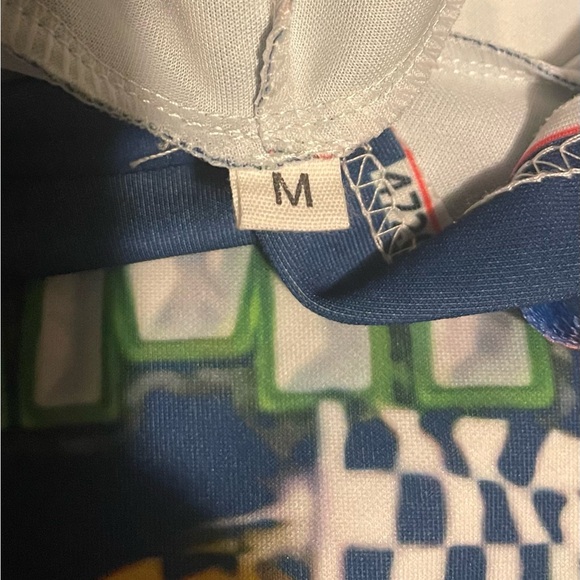 Kyle Busch #18 Monster Energy NASCAR Cup Series Champion Hoodie - Medium - Picture 3 of 3